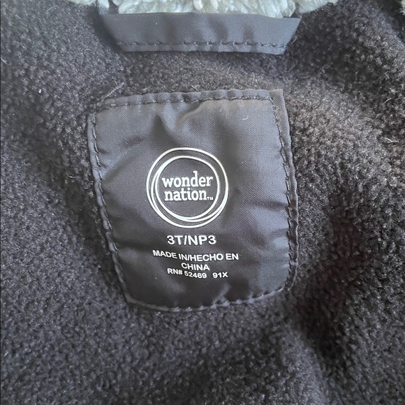 Black Fleece Puffer Jacket - Picture 5 of 7